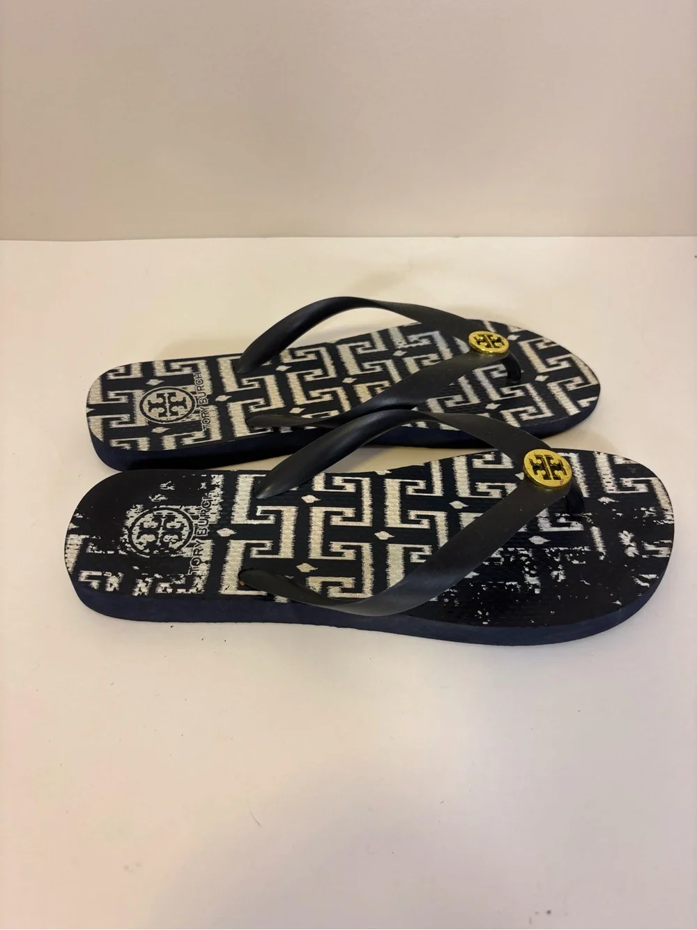 Tory Burch Navy Blue Patterned Flip Flop Sandals Women’s 8.5